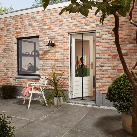 Moskitiera z magnesem na drzwi BASIC 100x220cm czarna MS0MA-100-220-CZA
